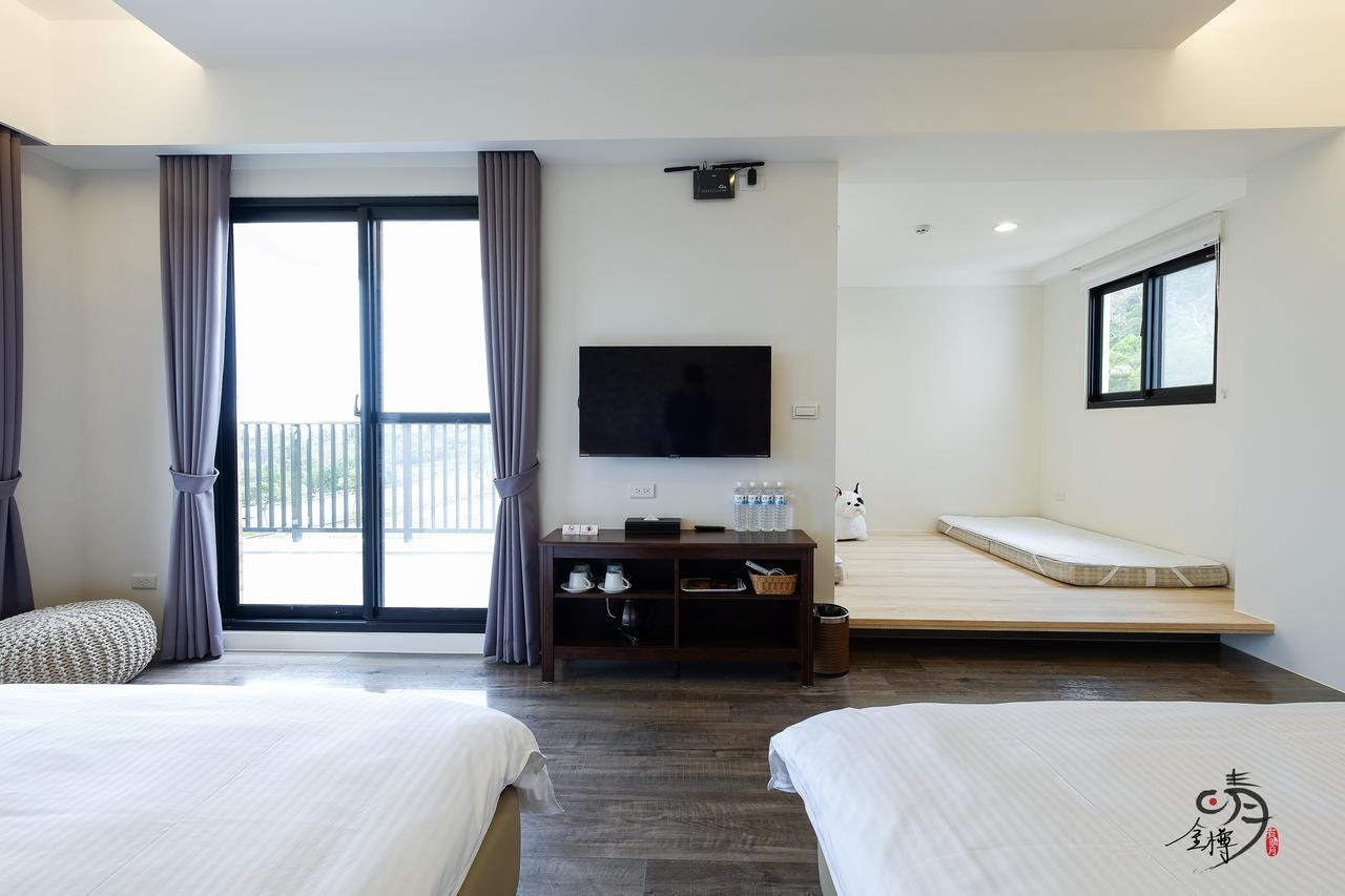 דונגהה Moonlit Seaview Homestay מראה חיצוני תמונה