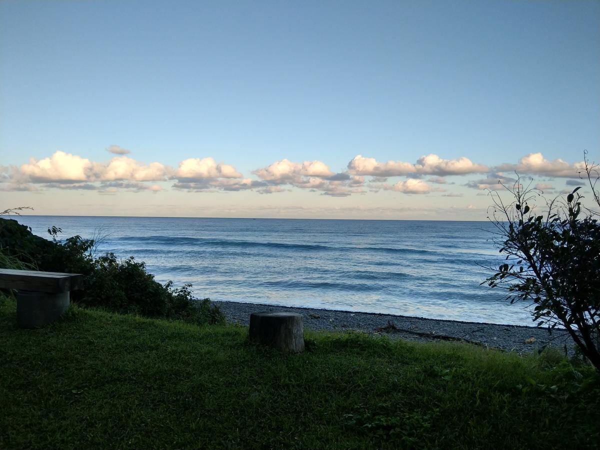 דונגהה Moonlit Seaview Homestay מראה חיצוני תמונה