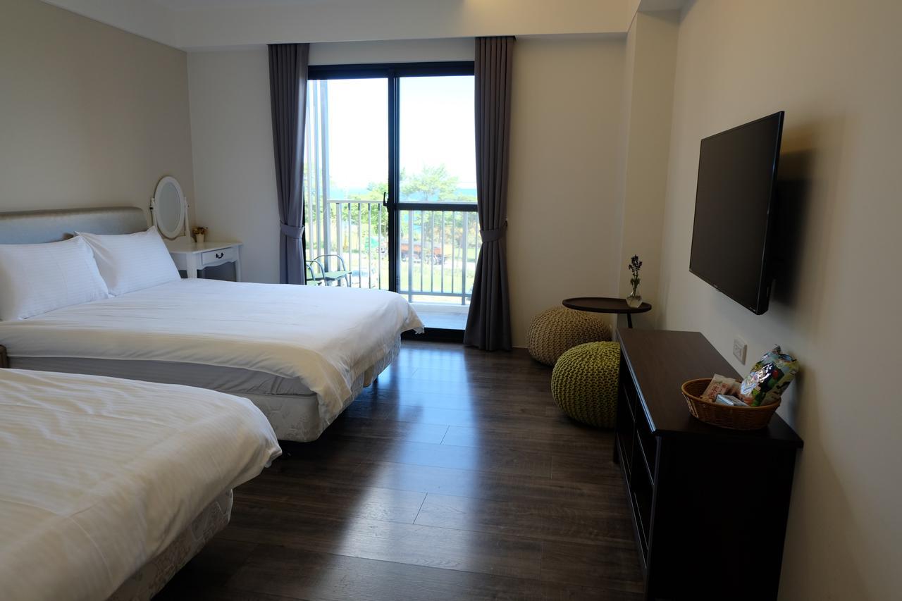 דונגהה Moonlit Seaview Homestay מראה חיצוני תמונה
