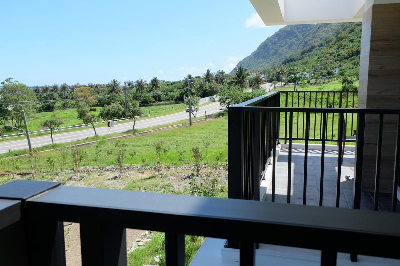 דונגהה Moonlit Seaview Homestay מראה חיצוני תמונה
