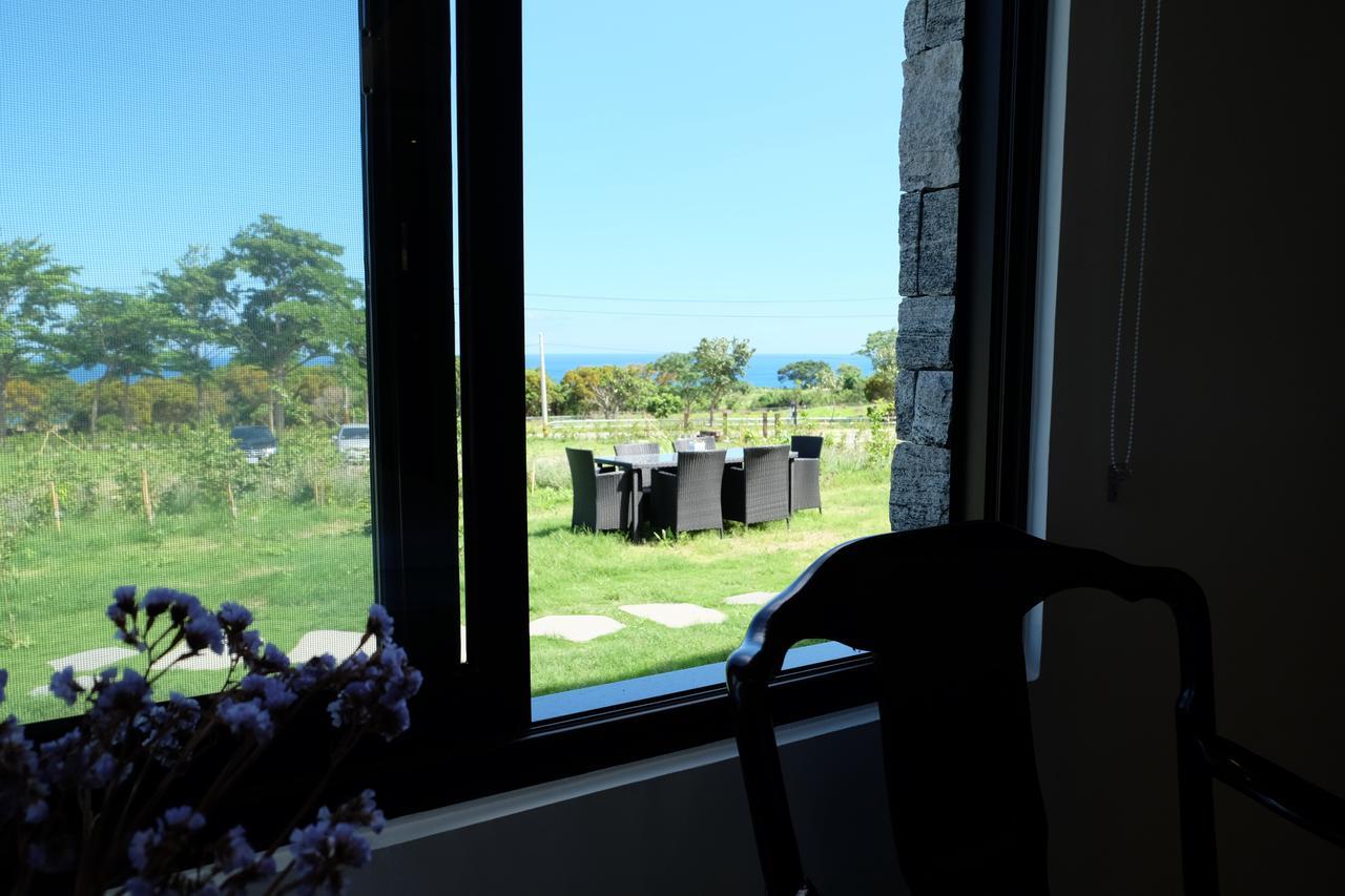 דונגהה Moonlit Seaview Homestay מראה חיצוני תמונה